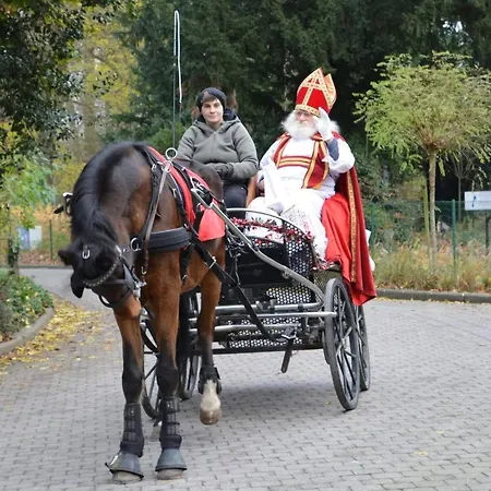 Haras Des Chartreux 호텔